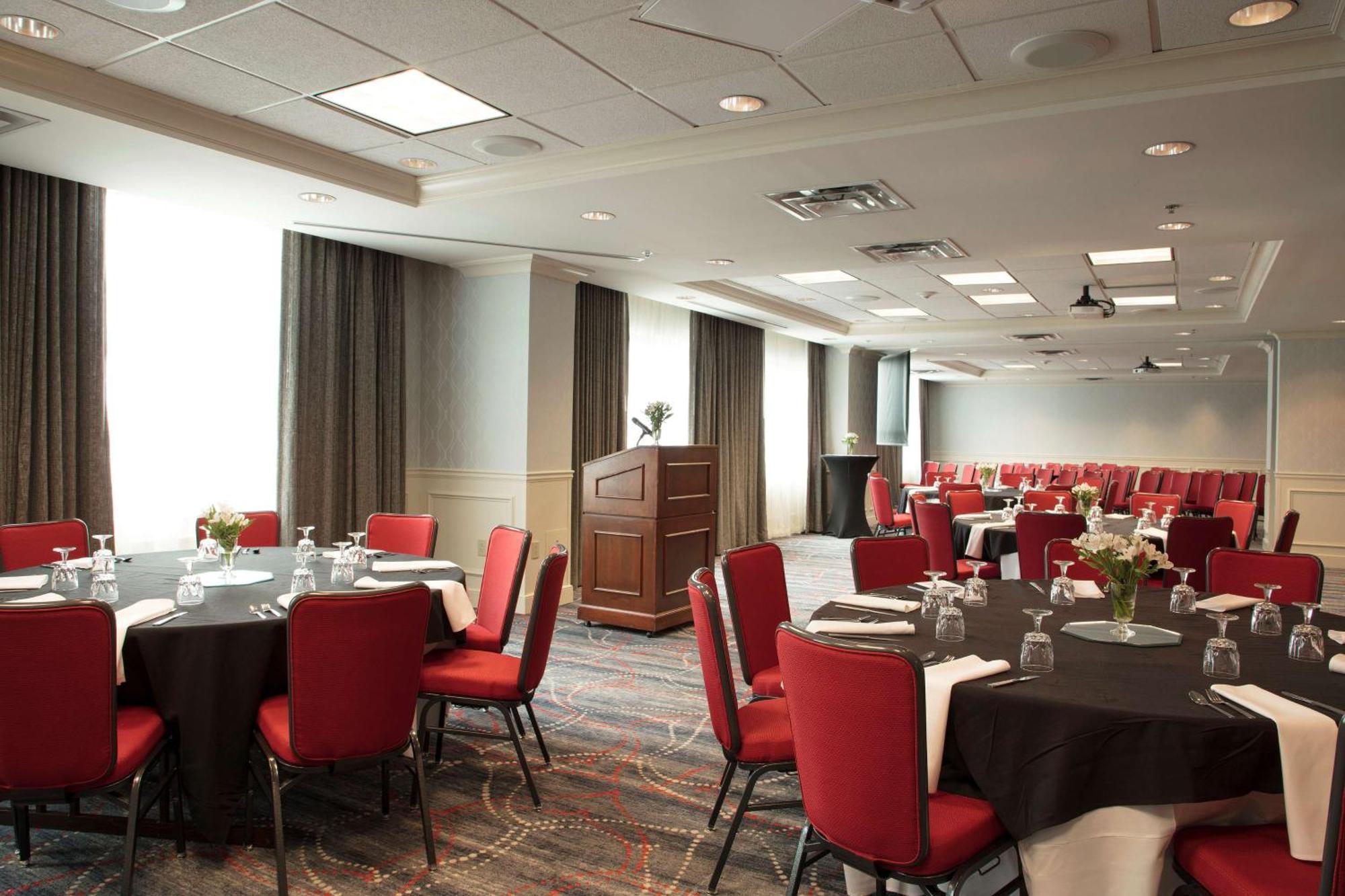 Courtyard By Marriott Athens Downtown Hotel Exterior photo